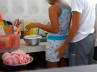 سکسی hidden_cams تصویری هندی جنگل سرگرم کننده